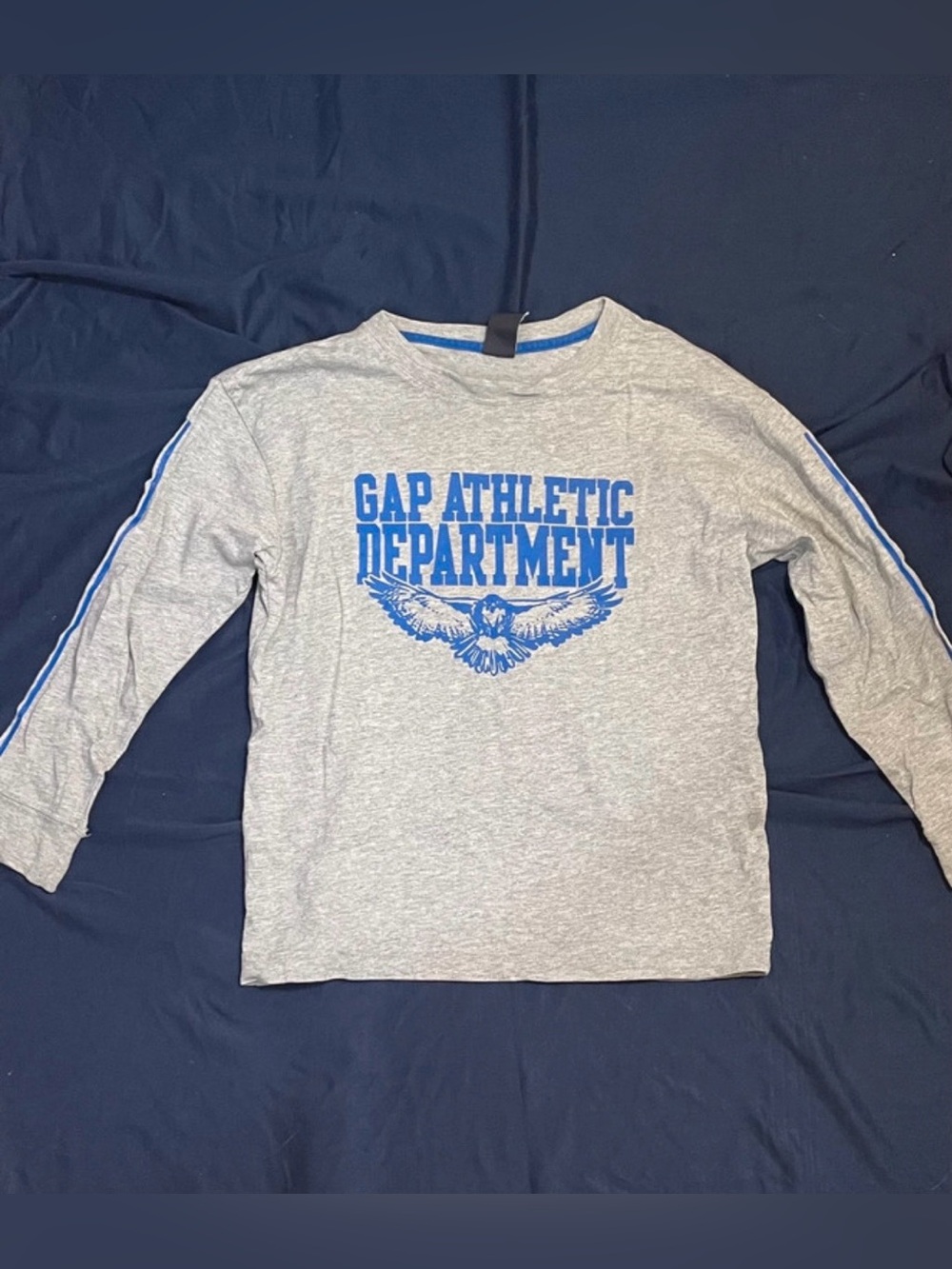 Gap Kids Athletic Department Gray Long Sleeve Shirt (Size S, 6-7)